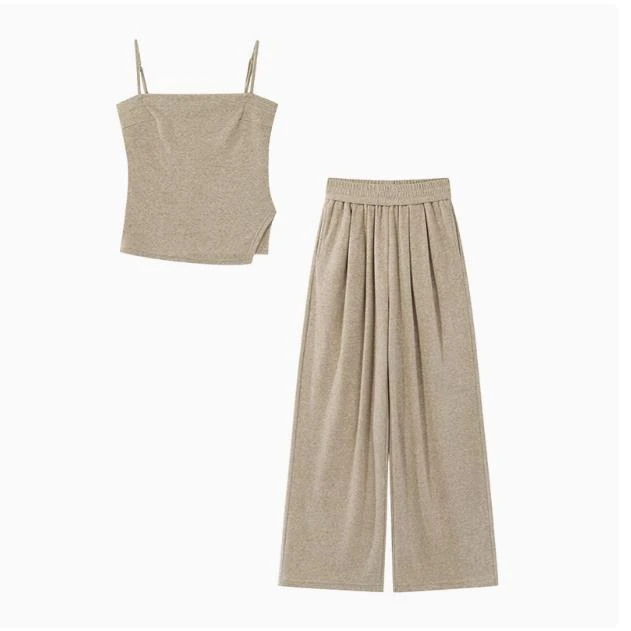 羊城故事-温柔慵懒风针织套装女秋季修身吊带宽松两件套Y40944691