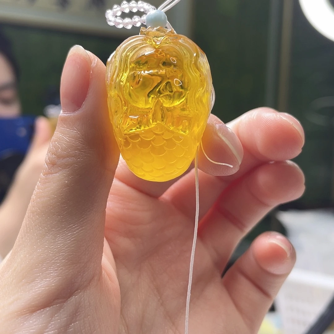 蜜蜡未镶嵌裸石美人鱼吊坠