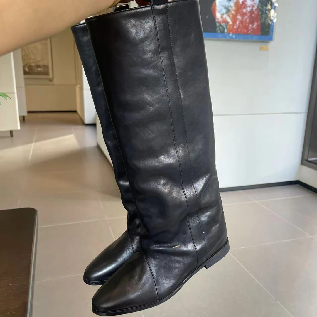 爆款时尚新款时装靴百搭