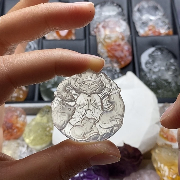 颈饰水晶未镶嵌水晶吊坠