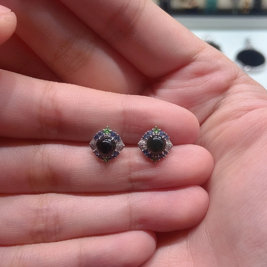 翡翠耳饰18K金镶嵌耳饰