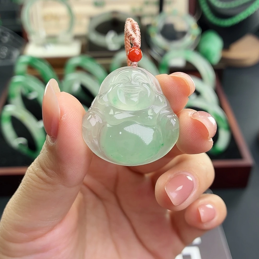 石英质玉未镶嵌颈饰