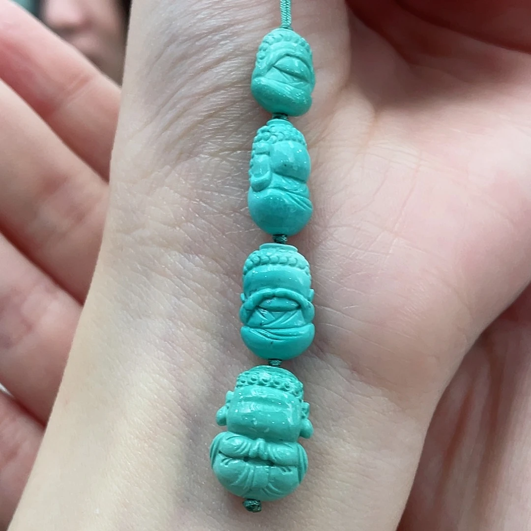 绿松石颈饰未镶嵌