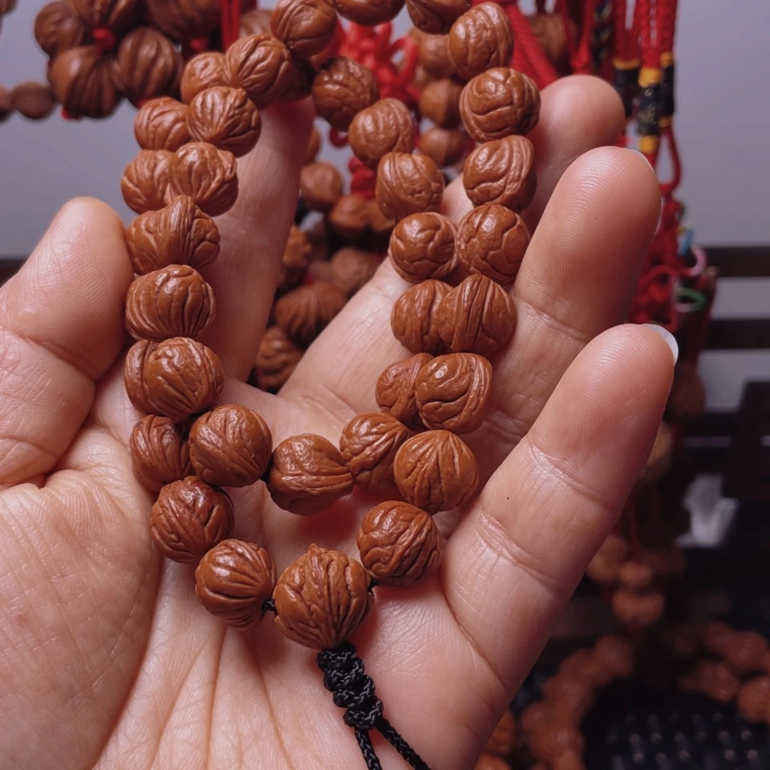 木质类龙纹桃枭手串