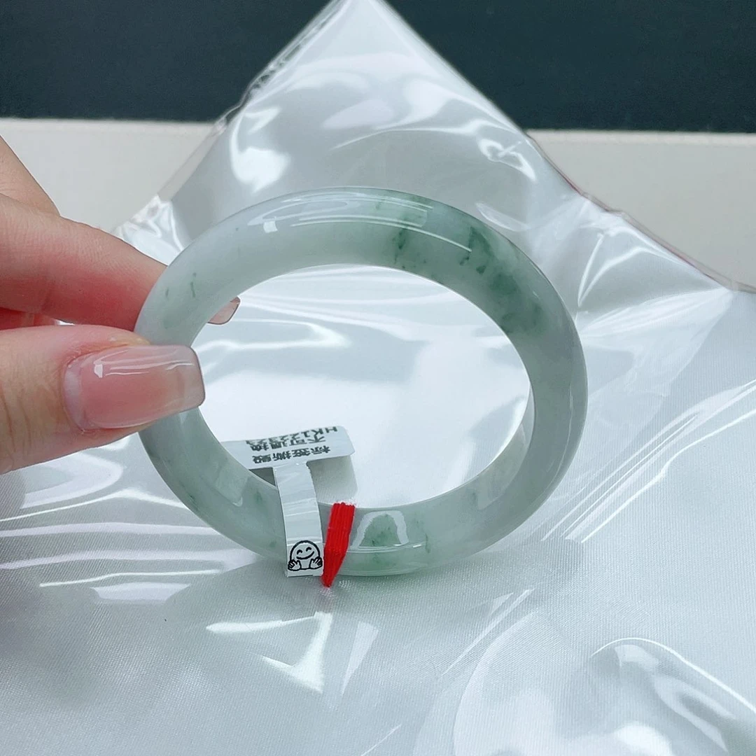 翡翠手镯未镶嵌正54,5