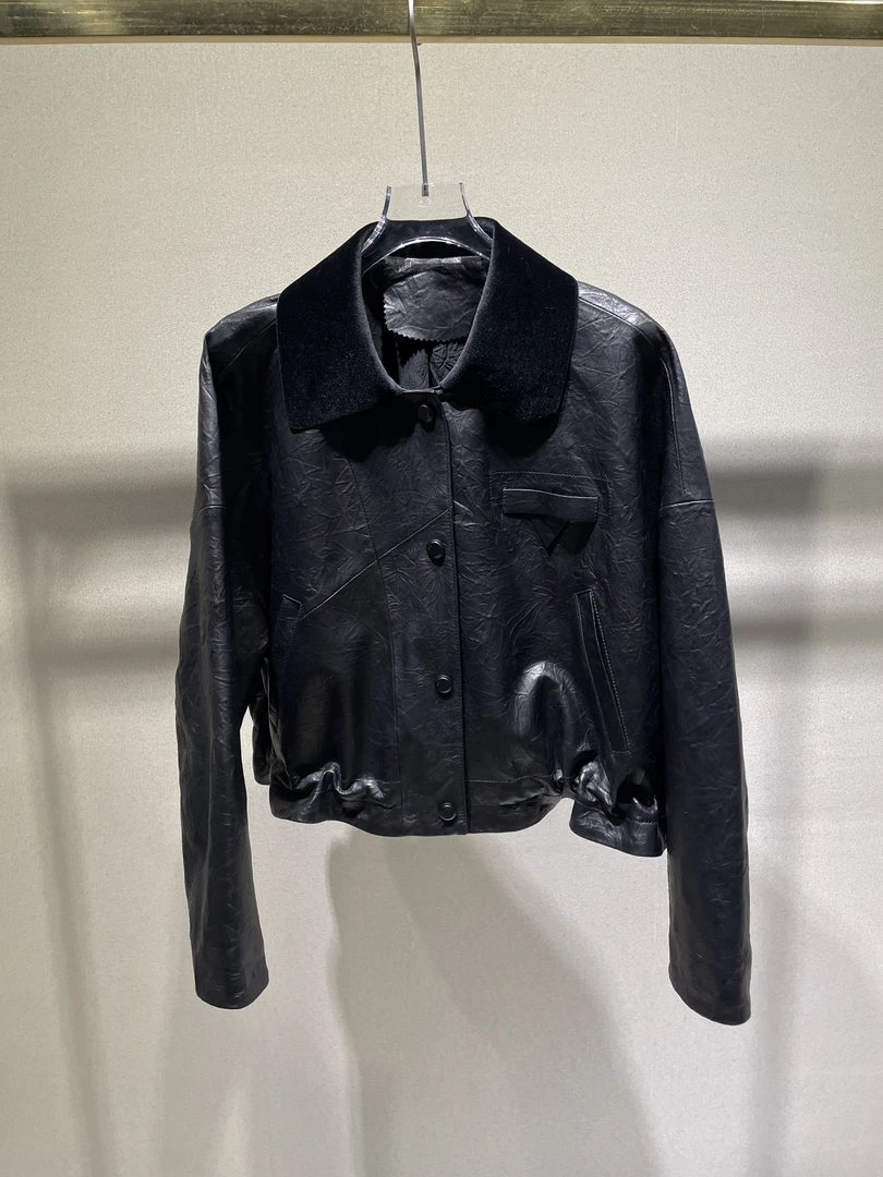 SARZ/飒姿2025真皮新春绵羊皮大牌外套翻领休闲短款黑色