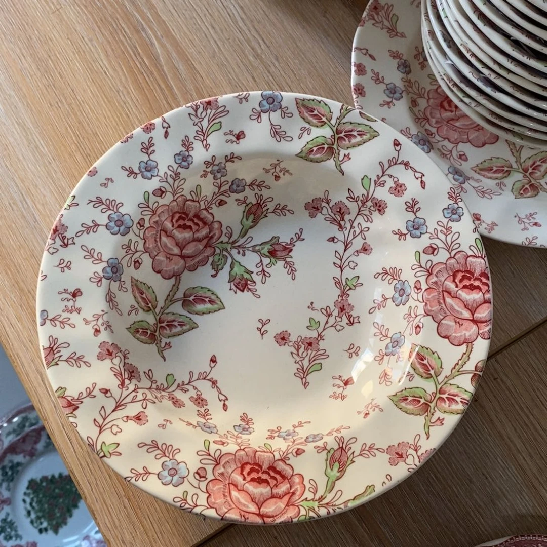 瓷全新玫瑰八寸草帽盘