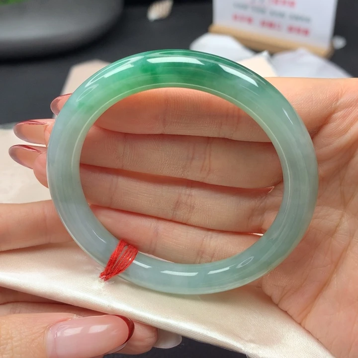 翡翠手镯未镶嵌p****X56圆条