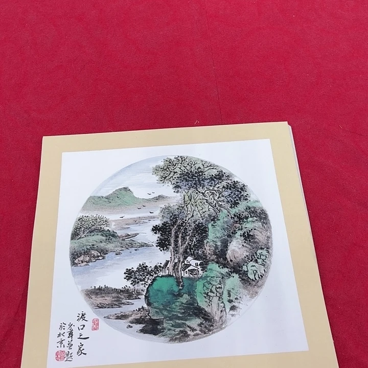 国画花鸟等图案为一体的