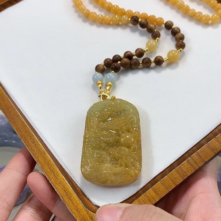 翡翠未镶嵌颈饰翡翠吊坠