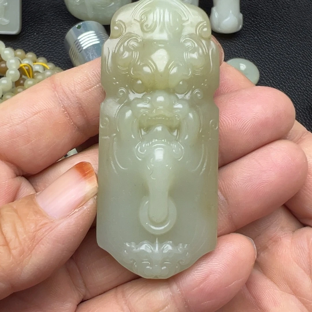 和田玉（糖玉）未镶嵌吊坠(不含链)