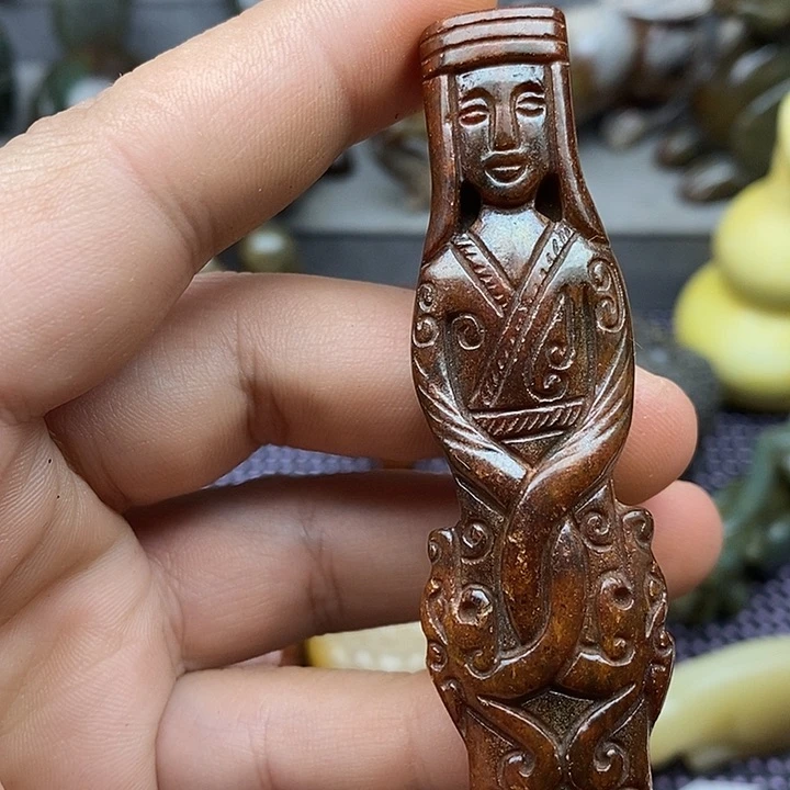 未镶嵌蛇纹石玉颈饰