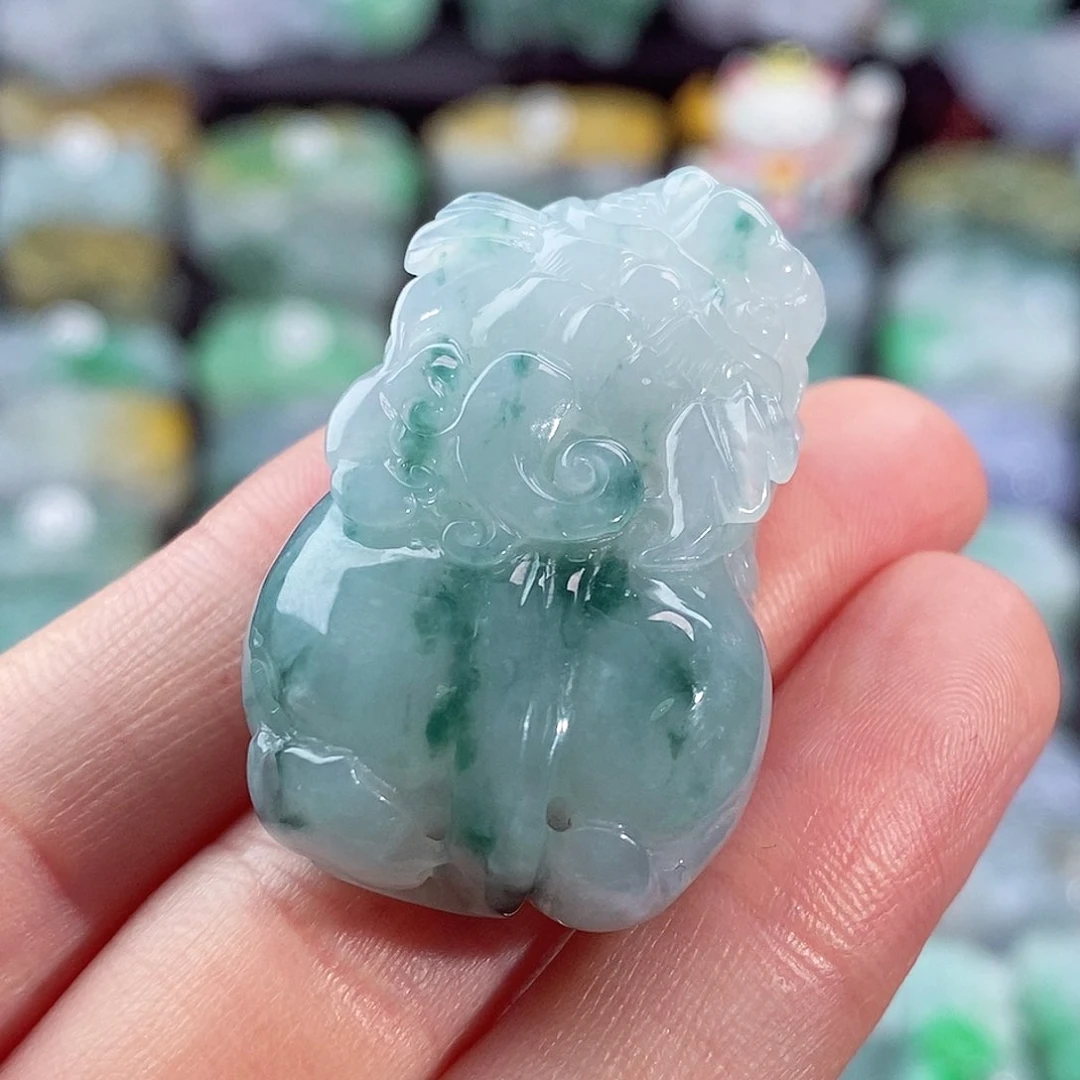 颈饰未镶嵌翡翠天然