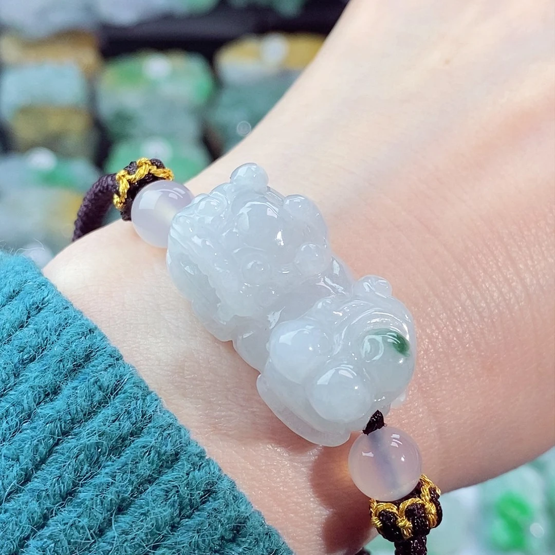 颈饰未镶嵌翡翠天然