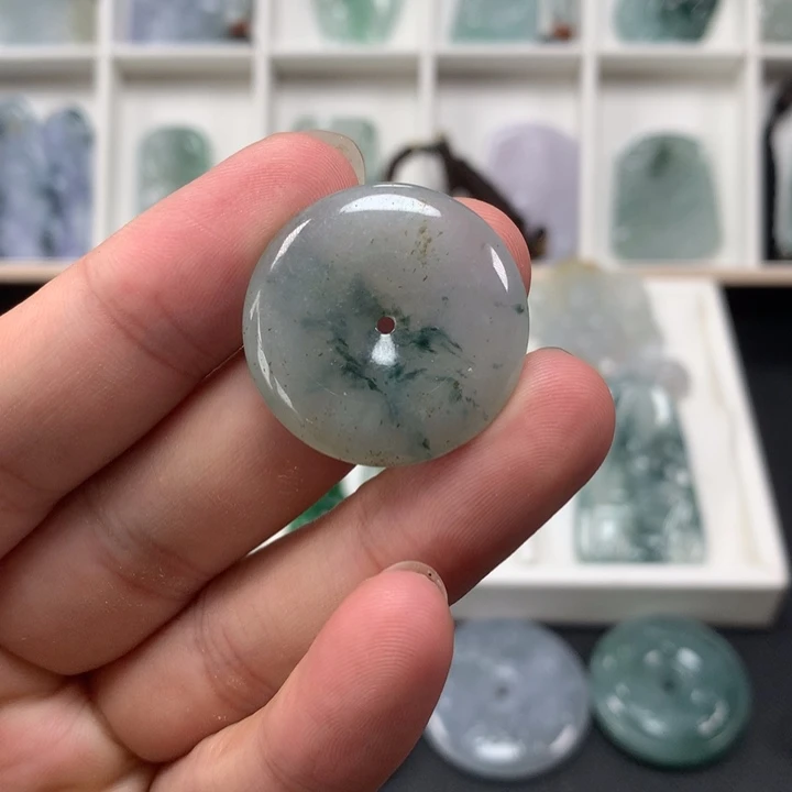 9***号翡翠未镶嵌吊坠(不含链)