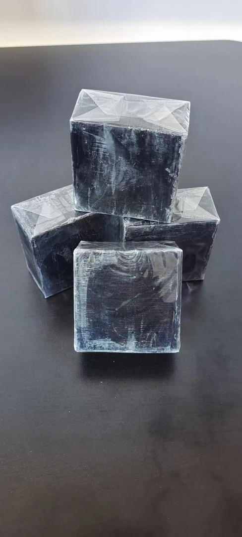 何首乌侧柏叶无患子皂角茶油纯手工冷制洗发皂蓬松养发