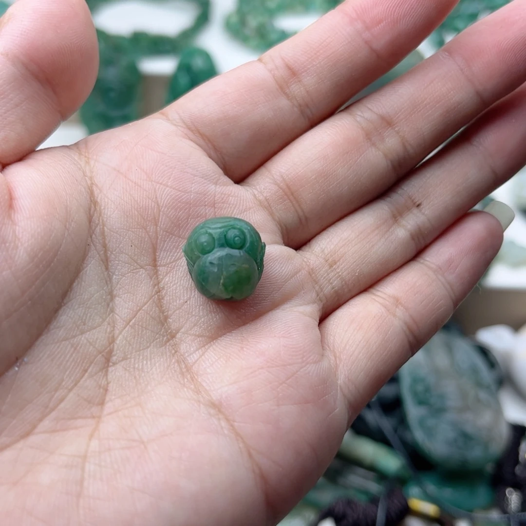 小***霞独山玉未镶嵌挂件