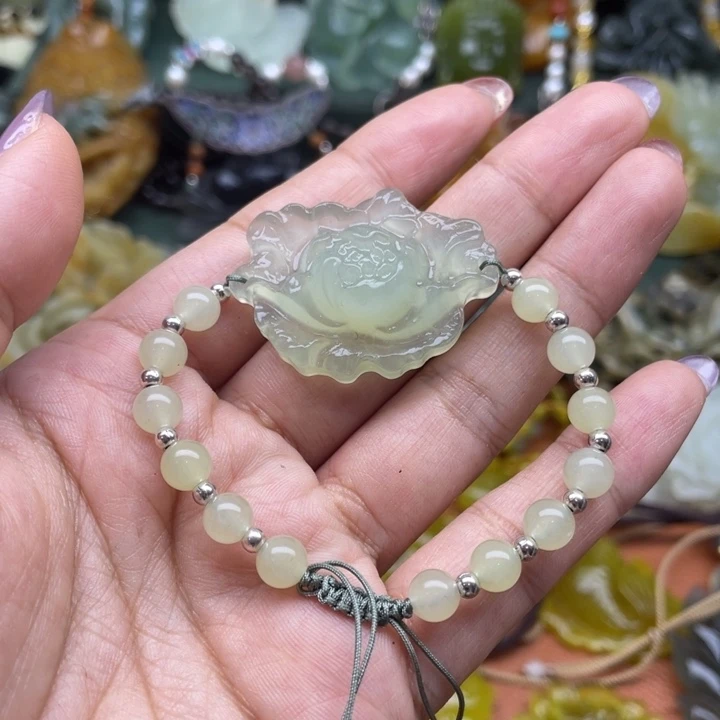 蛇纹石玉未镶嵌吊坠