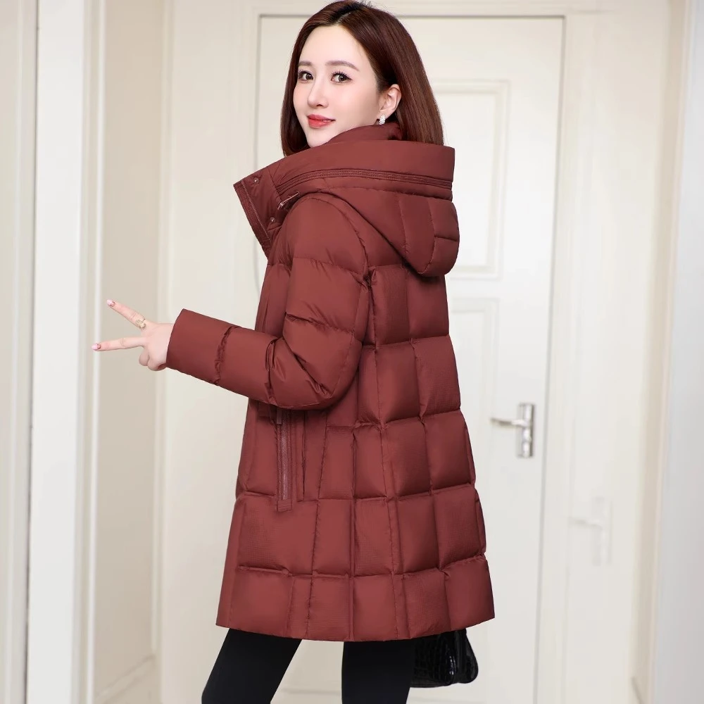 2025年冬季时尚妈妈装加厚中长款羽绒服女新款修身连帽保暖外套