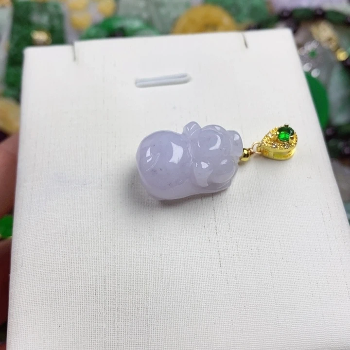吊坠(赠链)未镶嵌翡翠