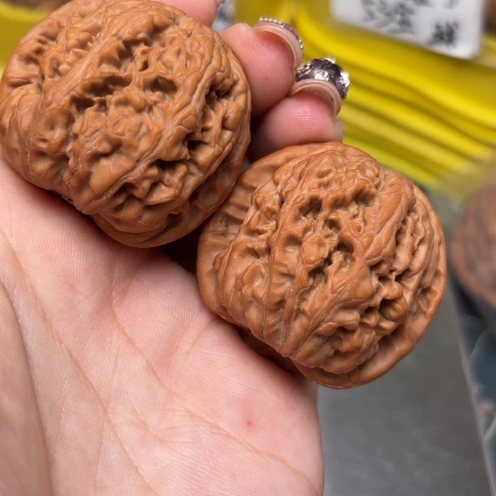 文玩核桃吊坠40-32563-02