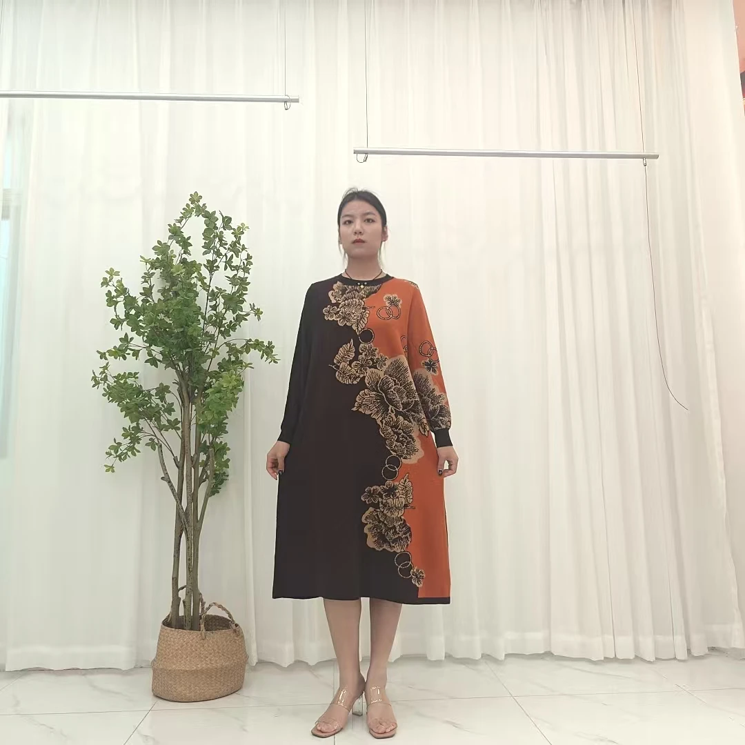 1033新中式风衣中老年女装中长款提花宽松国风时尚常规型