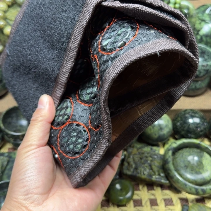 蛇纹石玉未镶嵌药王石能量养生产品