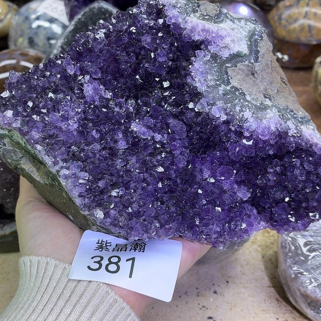 玛瑙/玉髓未镶嵌珠宝奇石