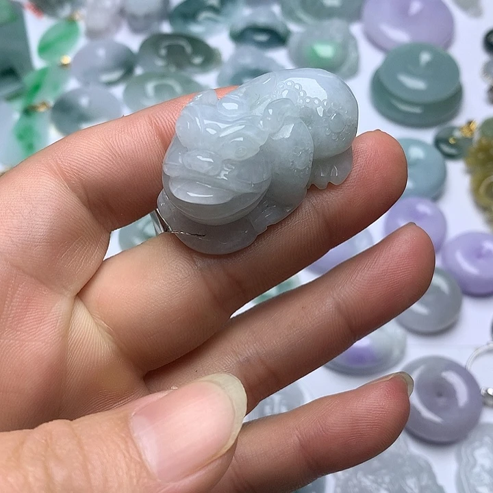 翡翠未镶嵌颈饰天然翡翠