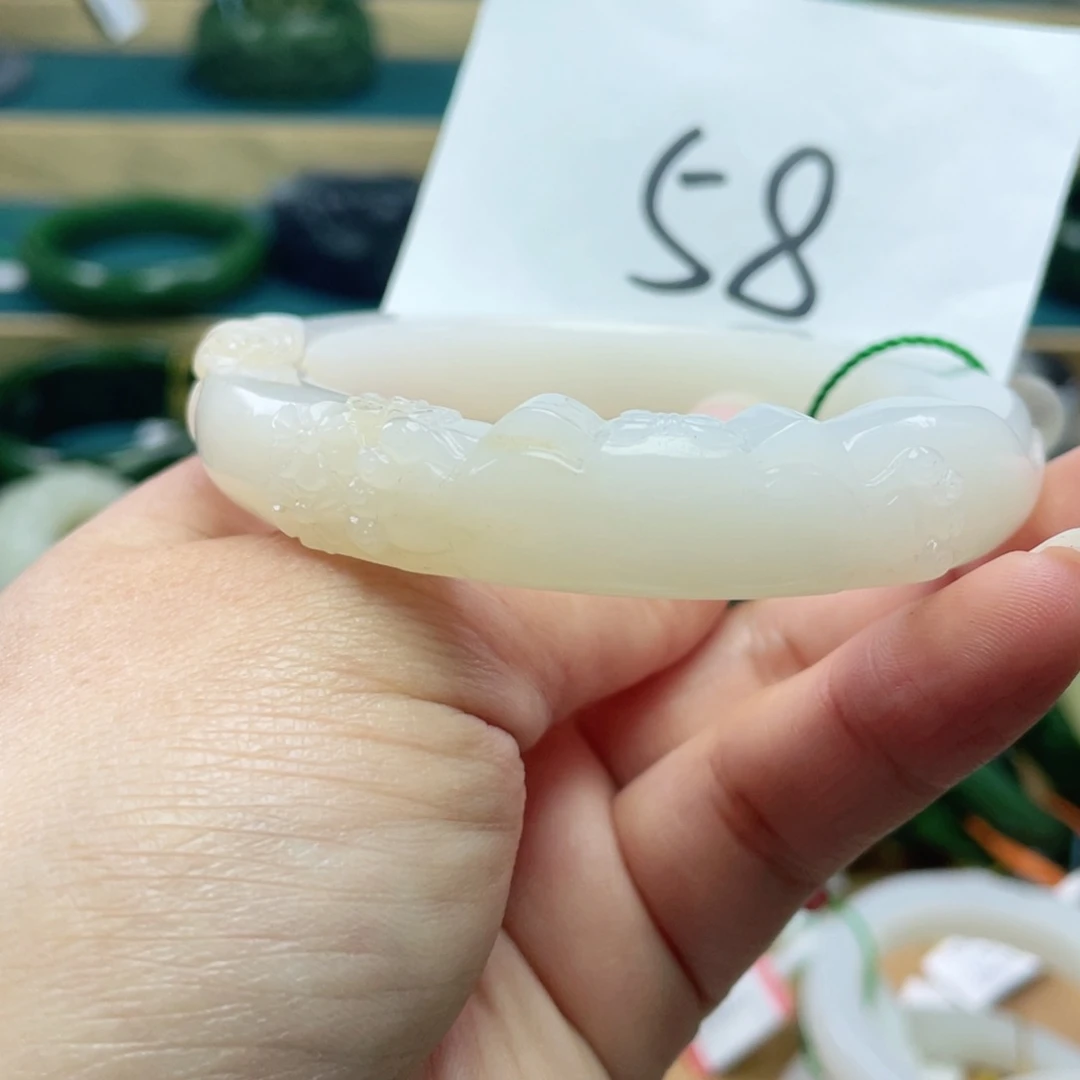 未镶嵌手镯和田玉圈口55