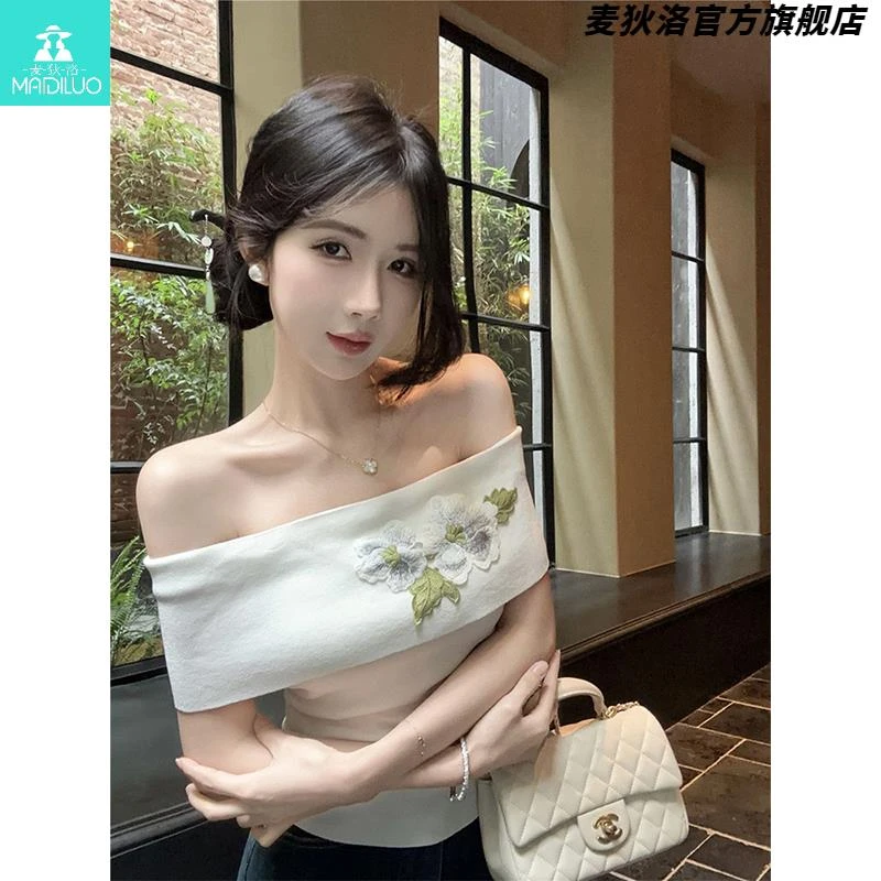 新中式国风花朵拼接针织衫女夏季新款小众一字领露肩性感百搭上衣