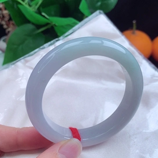 翡翠手镯未镶嵌   正圈53-54