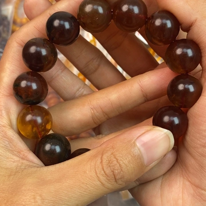 琥珀未镶嵌珠宝奇石