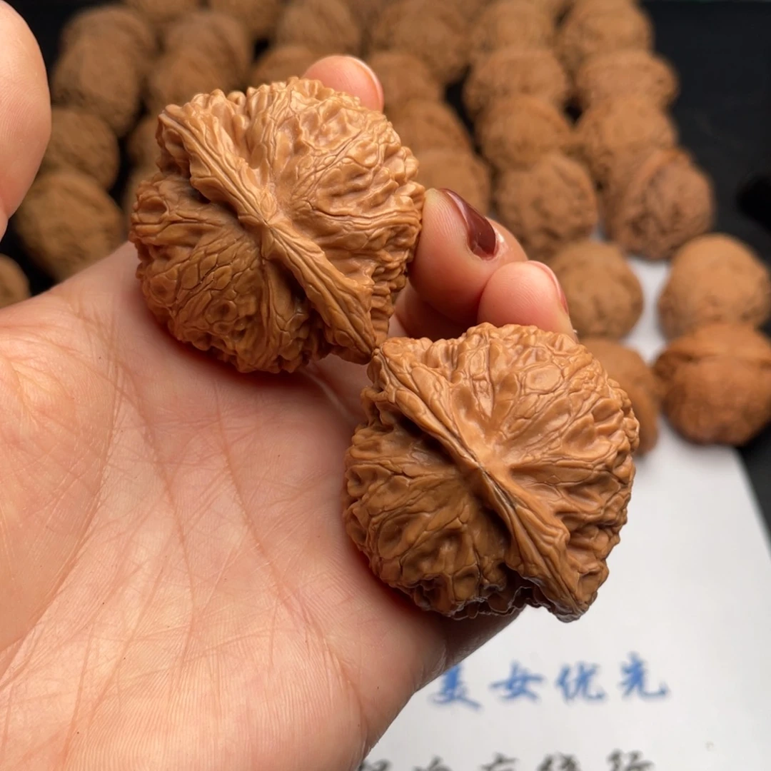 文玩核桃吊坠059。44灯