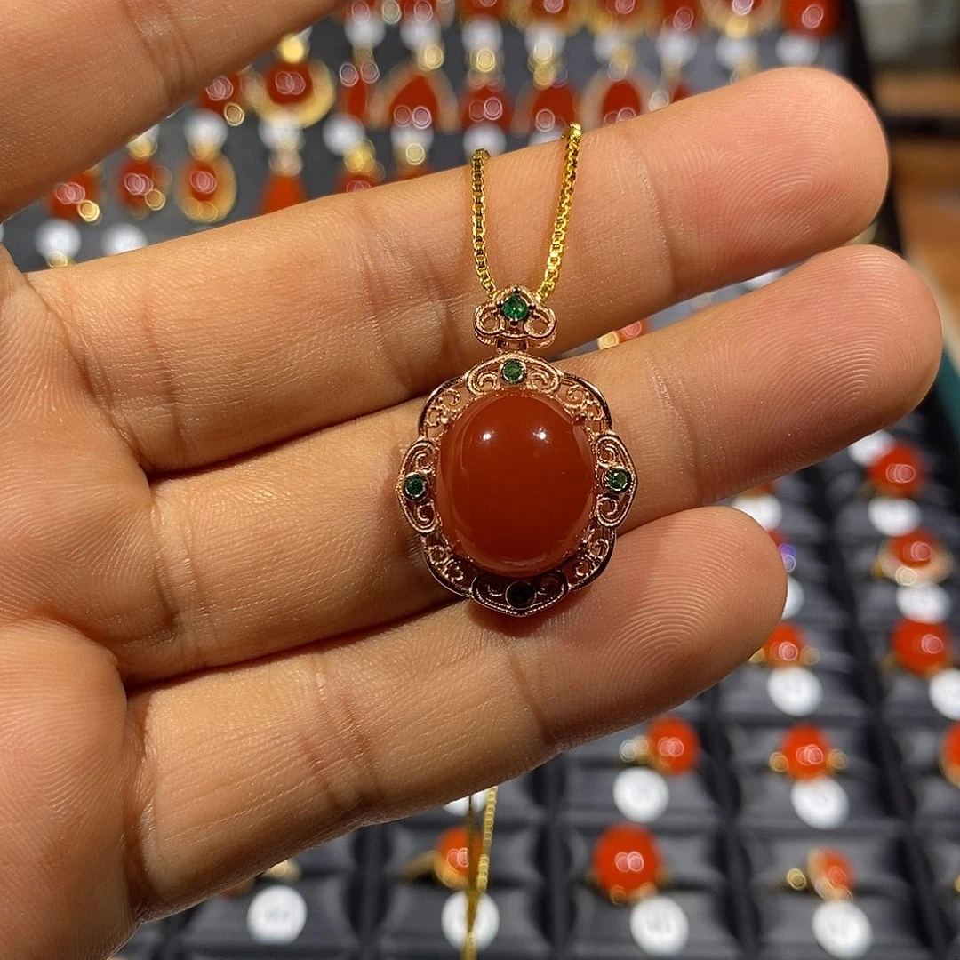 南红玛瑙银S925镶嵌颈饰