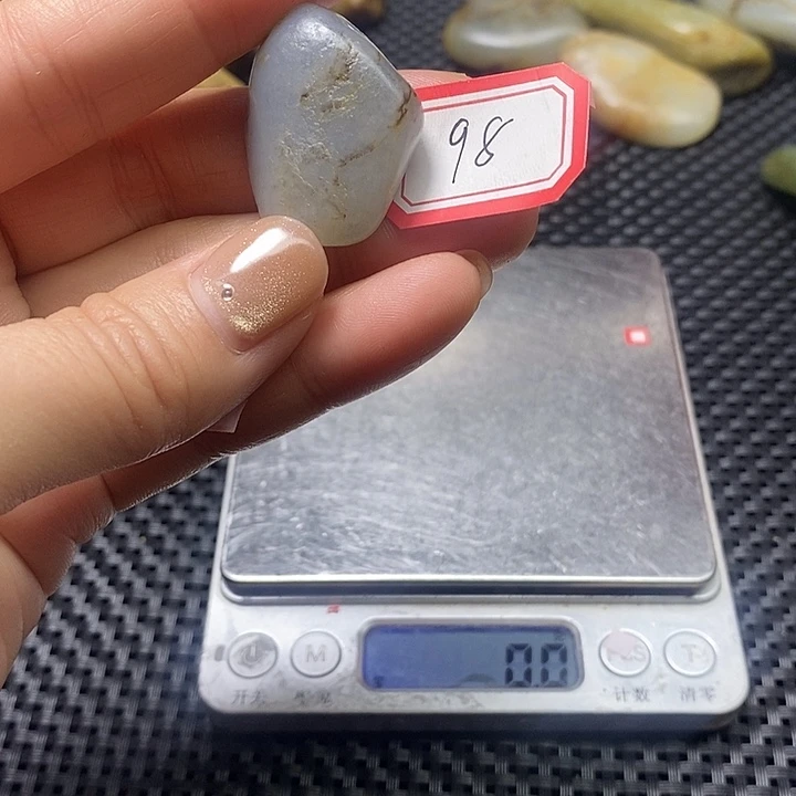 和田玉未镶嵌珠宝奇石98