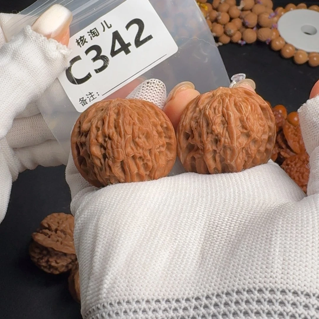 一***妄文玩核桃把件39+磨盘C342