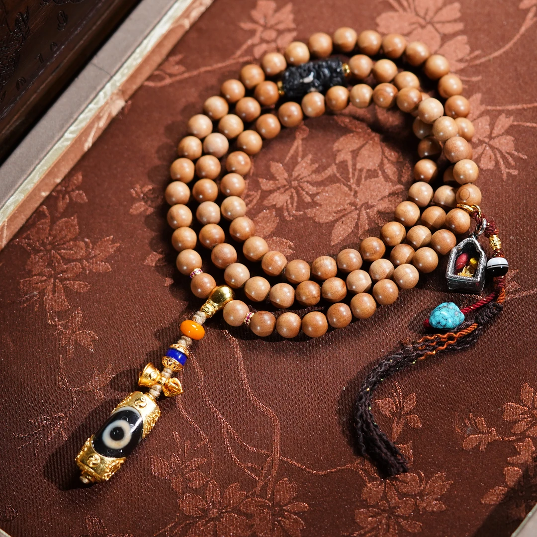 左边婷姐丨老山檀项链（C1260）