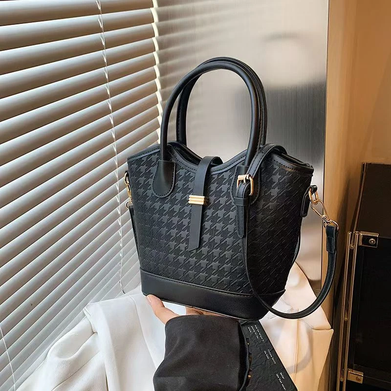 【晓晓专属】新款时尚休闲潮流百搭手提包