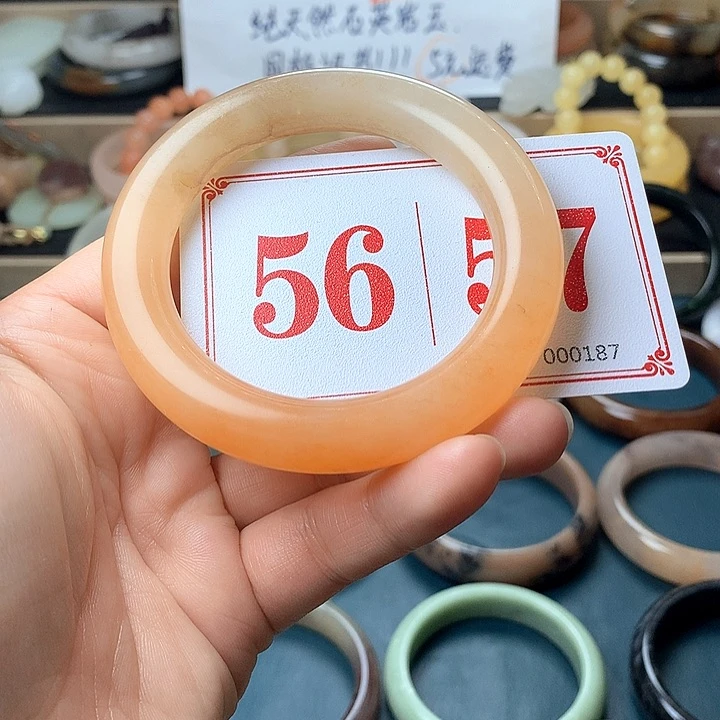 石英质玉（黄龙玉）未镶嵌手镯