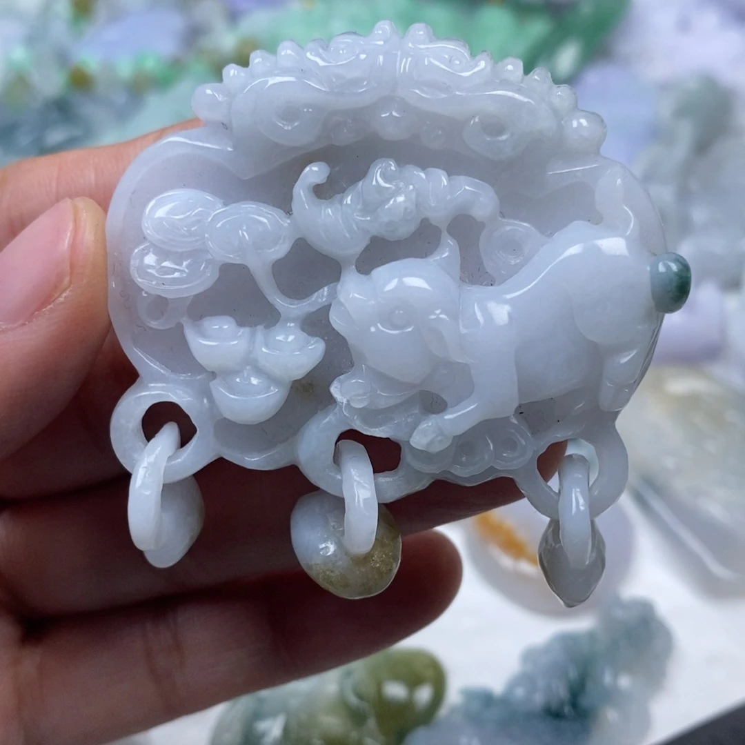 颈饰未镶嵌翡翠翡翠