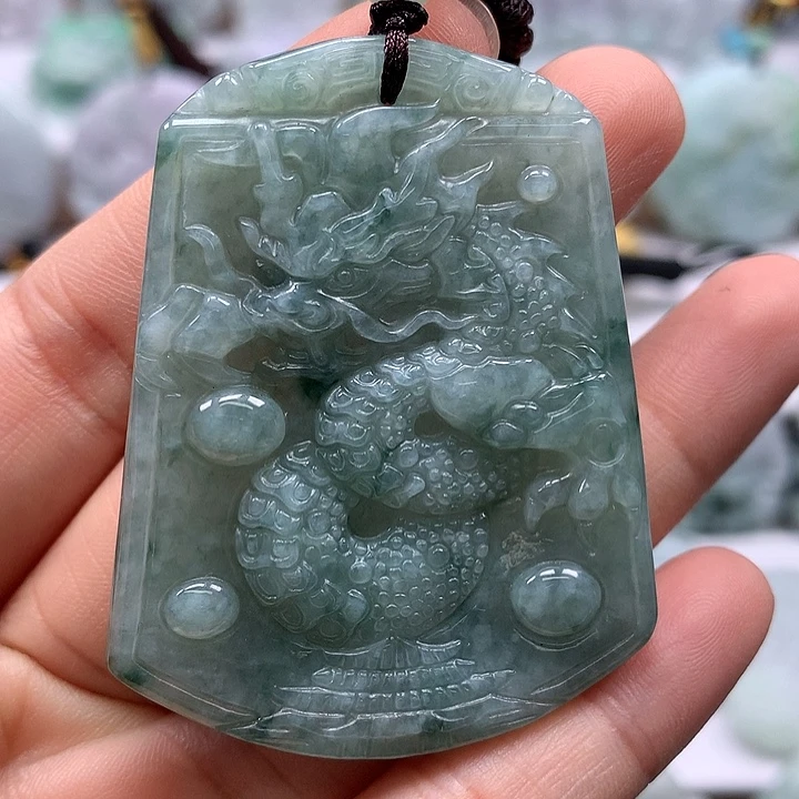 翡翠未镶嵌颈饰仿古龙行天下福利