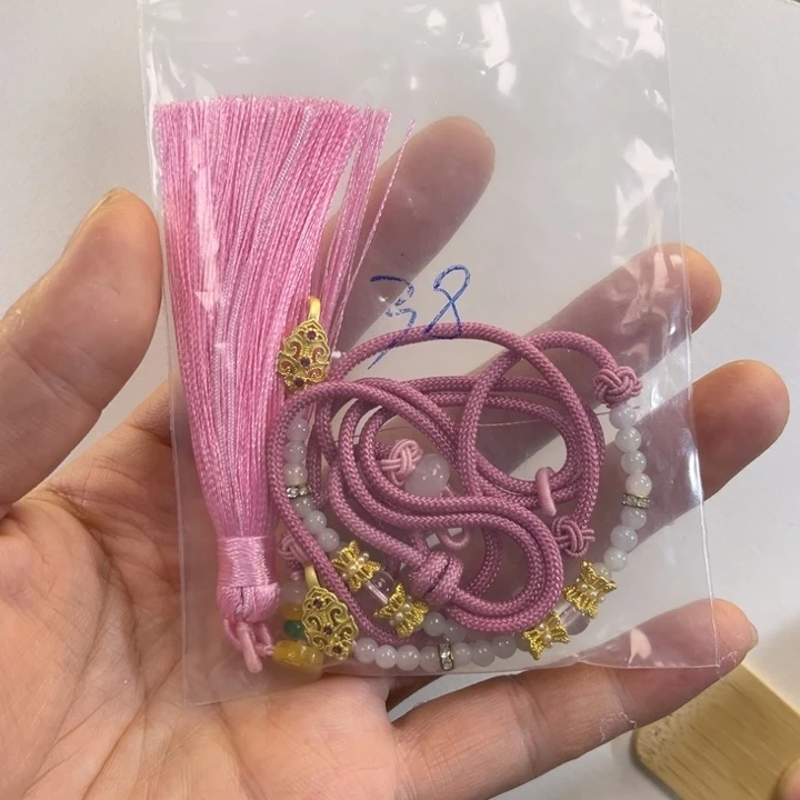 翡翠吊坠(赠链)未镶嵌