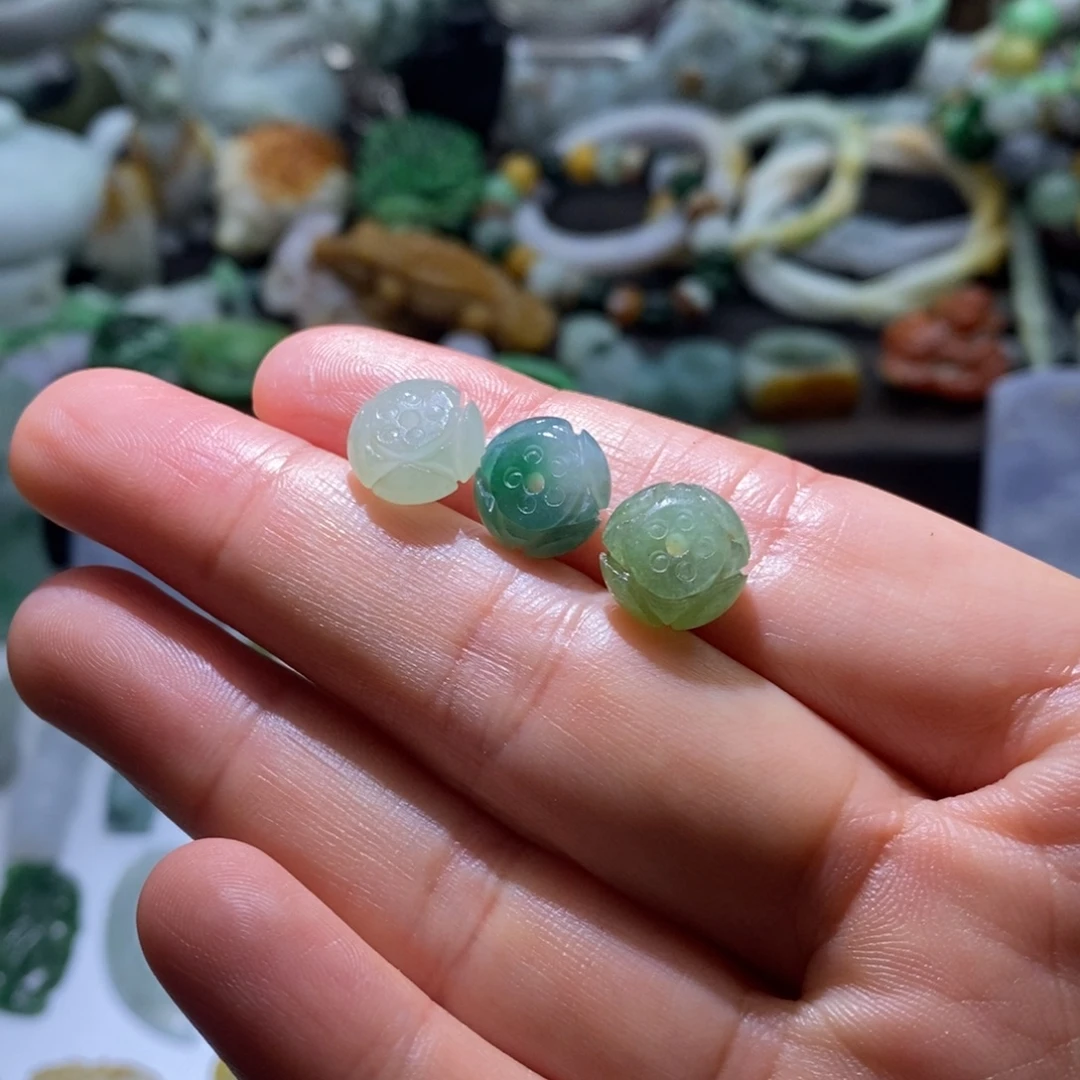 定制翡翠未镶嵌毛货