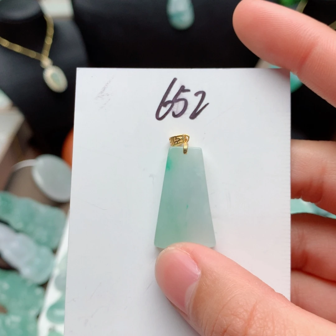 翡翠颈饰银S925镀金镶嵌吊坠