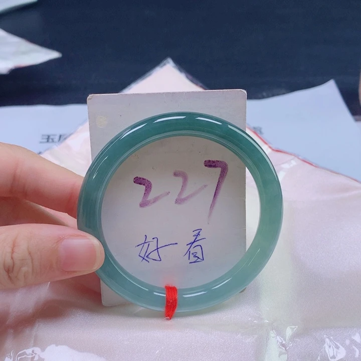 未镶嵌手镯翡翠油青渐变绿5152