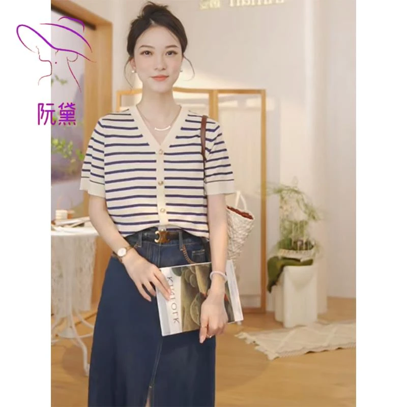 阮黛韩系设计感撞色条纹休闲ol短袖开衫短款气质上衣洋气t恤女V领