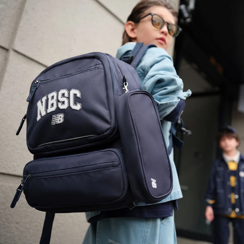 NEW BALANCE KIDS NB春夏ESSENTIAL系列百搭双肩背包ND8PF1E023