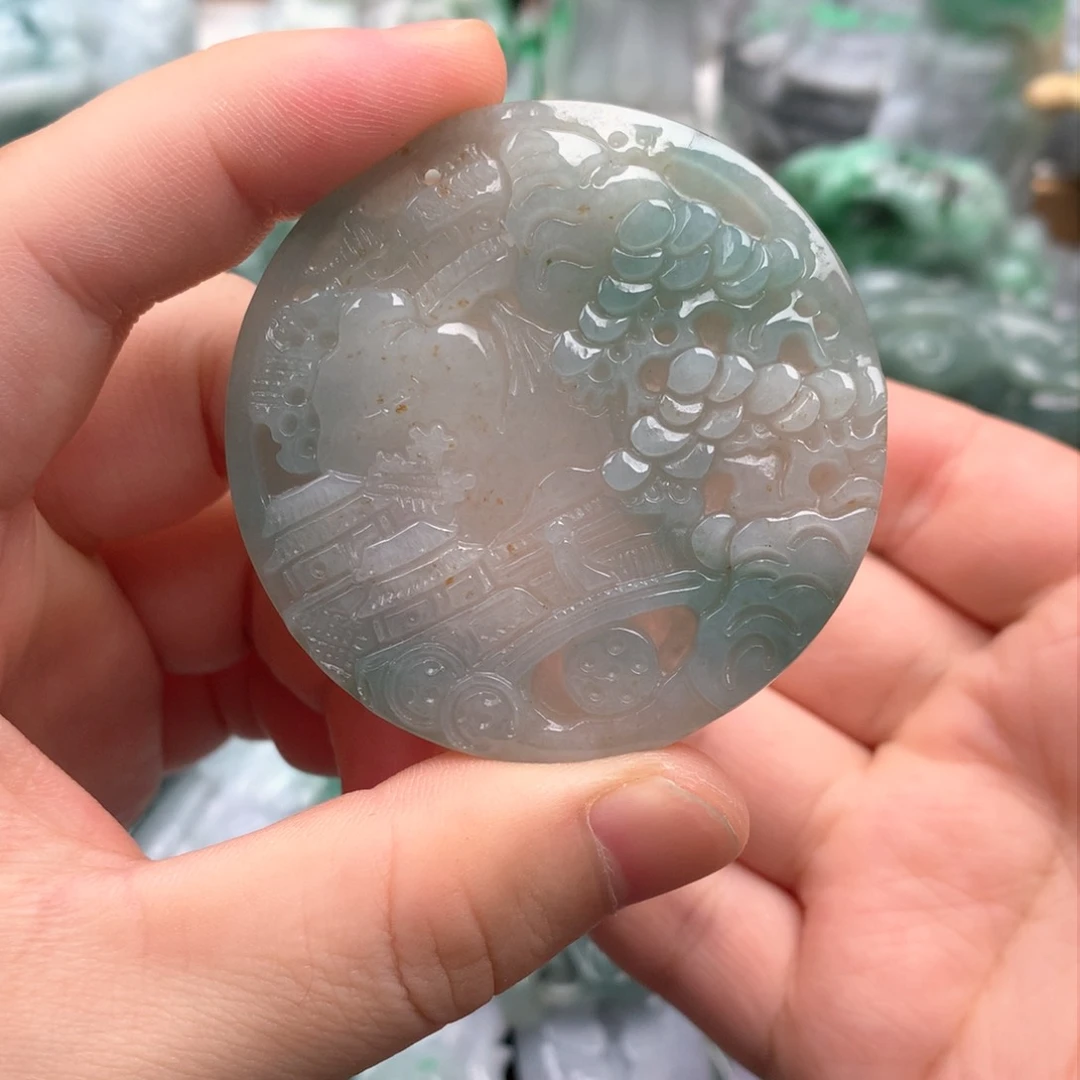 吊坠(不含链)未镶嵌翡翠