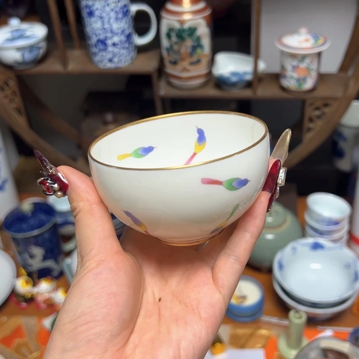 盖碗瓷器直播放漏中